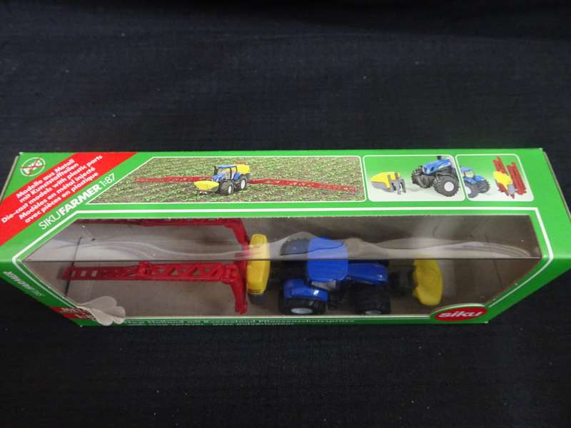 1799 Siku Mini New Holland Tractor with Crop Sprayer - 1:87 Scale - Metal With Plastic Parts
