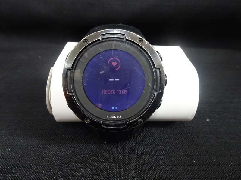 Suunto 5 All Black Compact GPS Sports Watch With Great Battery Life - See Description