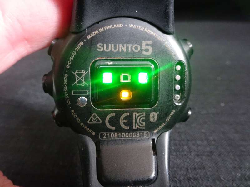 Suunto 5 All Black Compact GPS Sports Watch With Great Battery Life - See Description