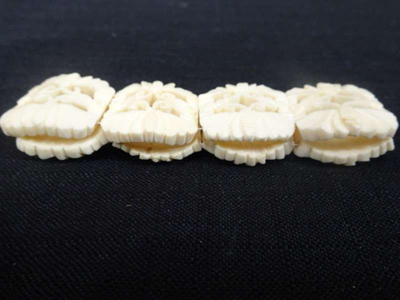 Beautiful Vintage Carved Bone Chinese Fortune Bracelet - In Excellent Condition