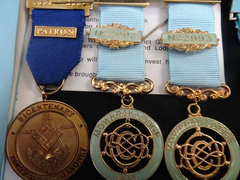 Large Collection Of Masonic Medals, Booklets, Pins And Other Collectables - Please View Images