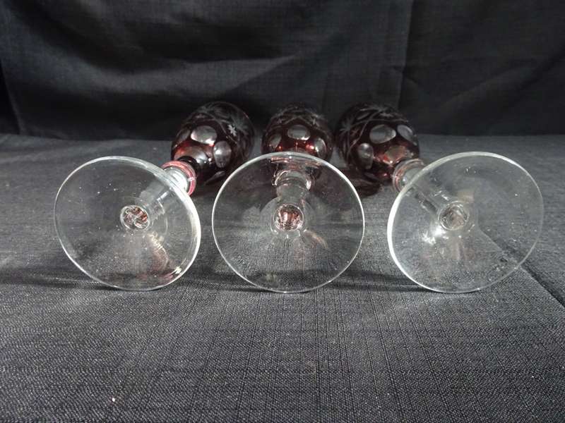 Set Of Three Vintage Burgandy Cut Glass Champagne Glasses - In Excellent Condition