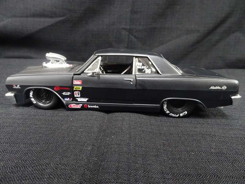 Maisto - 1965 Chevrolet Chevelle Malibu SS - Scale 1:24 - Made In China - See Description