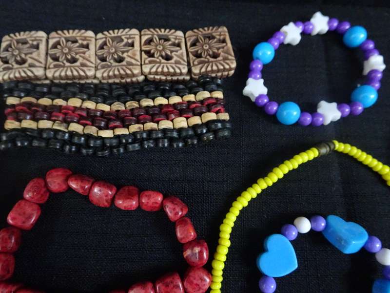 Stunning Joblot Of Different Costume Jewellery Items - See My Description