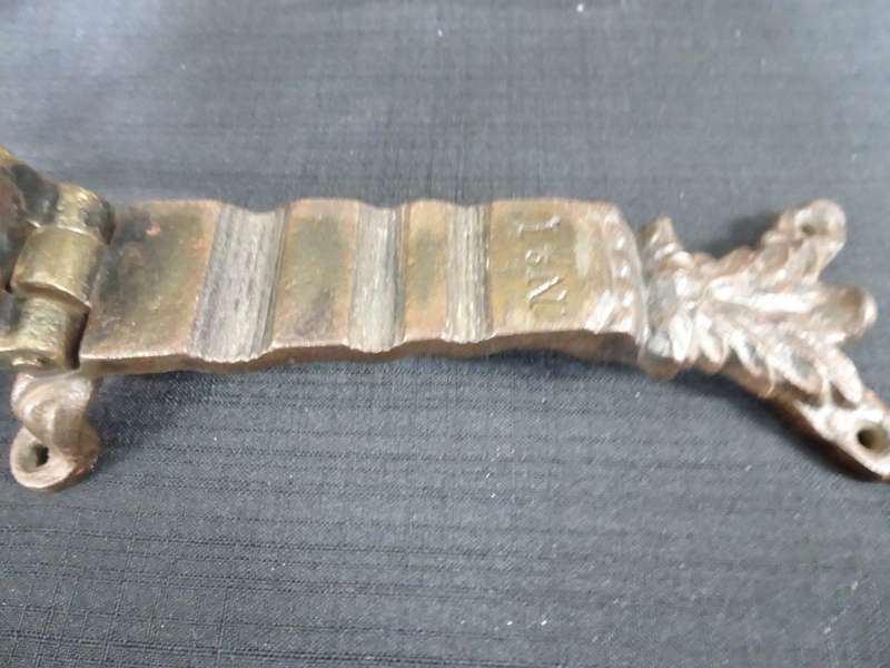 Late Victorian Cast Iron Cork Press Or Mould For Apothecary Or Chemist Use - In Excellent Condition