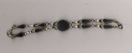 Lovely silver bracelet with dark blue (lapis lazuli) semi-precious stones