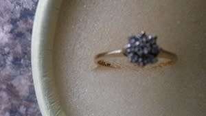 Beautiful 9ct Yellow Gold and Diamond Cluster Ring - REDUCED