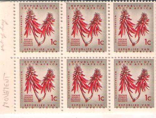 RSA VARIETY. DOWNWARD MOVEMENT OF WRITING BELOW MARGIN. UN/MINT BLK OF 6.
