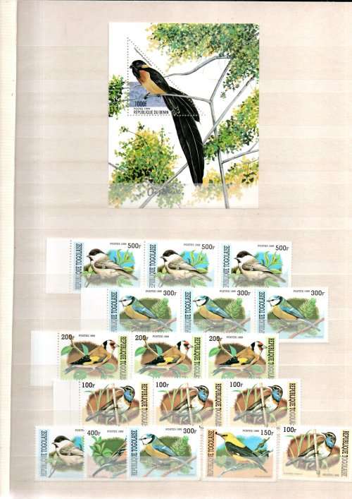LIGHTHOUSE ALBUM 2ND HAND WITH WORLD BIRD STAMPS (MINT, USED ETC). AS PER (X22) SCANS. NB: PLS READ!
