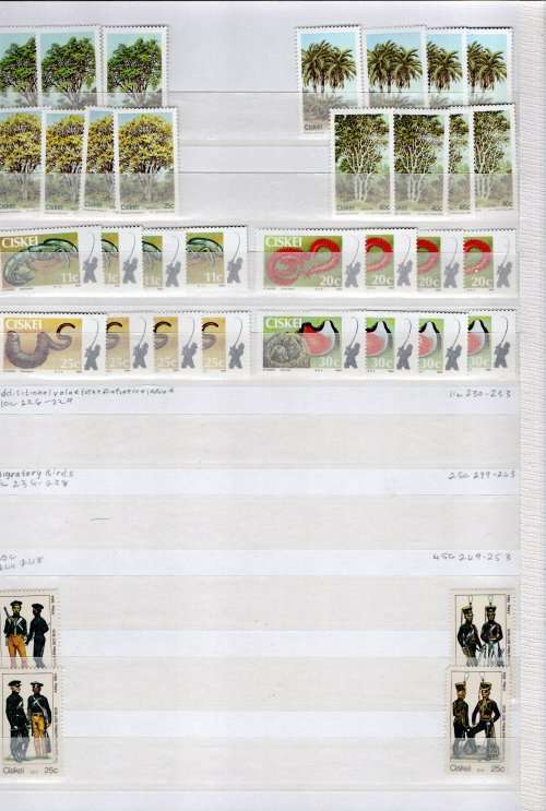 IDEAL JWG 32 ALBUM IN GOOD NICK WITH MINT CISKEI STAMPS. AS PER SCANS. NB: PLEASE READ BELOW!!!