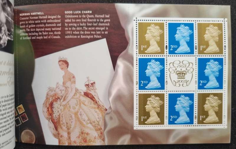 GB 2004 A PERFECT CORONATION MINT AND COMPLETE BOOKLET. SG DX31. CV GBP 70. LOVELY ITEM.