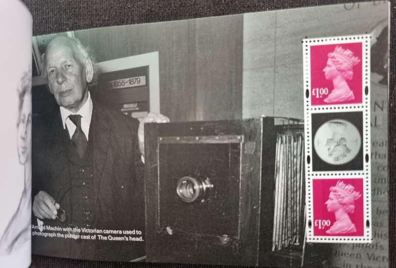 GB THE MACHIN THE MAKING OF A MASTERPIECE MINT/COMPLETE BOOKLET. SG DX39. CV GBP 24. LOVELY ITEM.