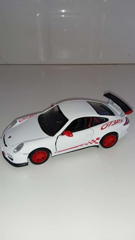 >>> Very Detailed Metal Porsche 911 GT3 RS Scale 1:36 <<<
