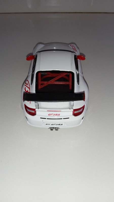 >>> Very Detailed Metal Porsche 911 GT3 RS Scale 1:36 <<<