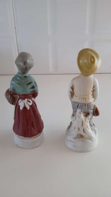 >>> Very Unique Collectable Figurines of an Old Man and Old Woman <<<