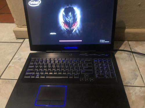 Alienware M17x Intel Core i7-2670QM  Gaming Laptop
