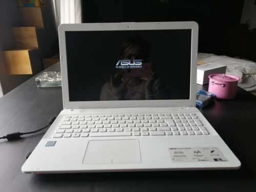 ASUS X541U - i5 7200 7th Gen