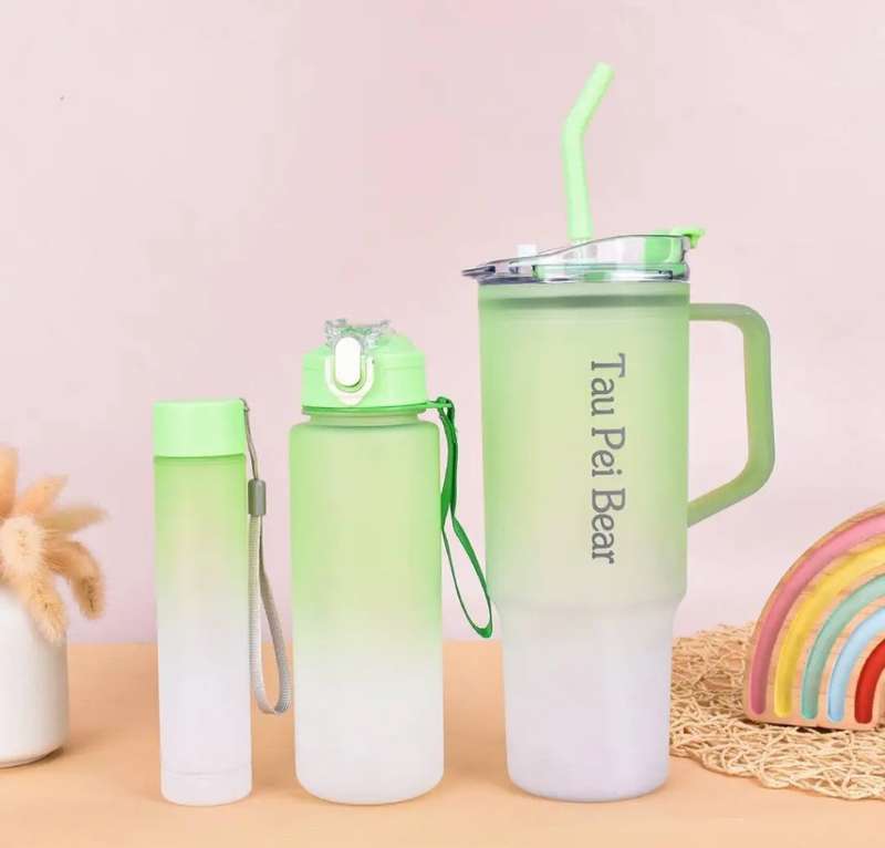 3-Piece Sports Water Bottle Set With One Straw - Gradient Color