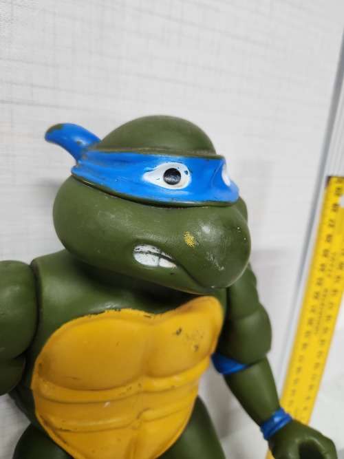 1989 Teenage Mutant Ninja Turtles Giant Leonardo Large Leo Action Figure