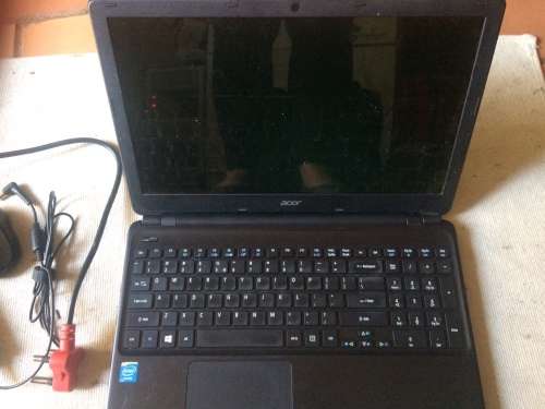 ACER ASPIRE E1 (NEEDS A NEW SCREEN AND KEYBOARD)