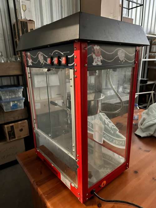 Pre-Owned Popcorn Machine POP6A-B Red & Black