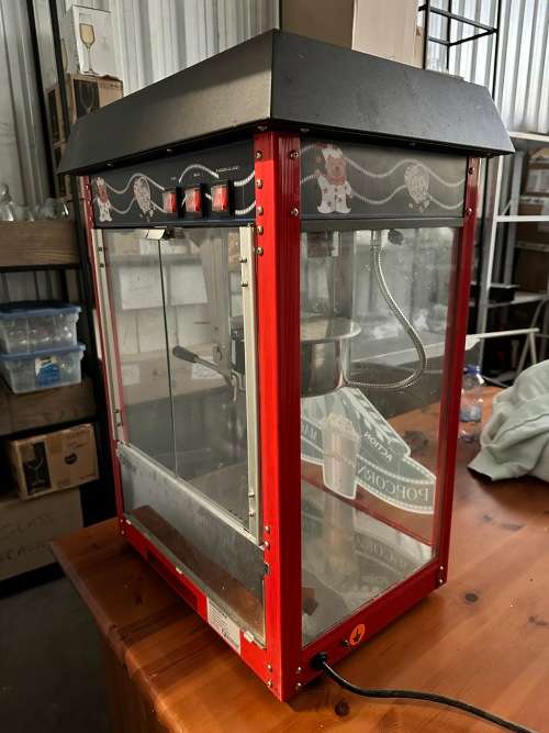 Pre-Owned Popcorn Machine POP6A-B Red & Black