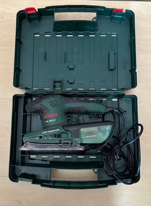 Bosch Pre-Owned Orbital Sander PSS 200 AC - High Quality & Efficient Sanding