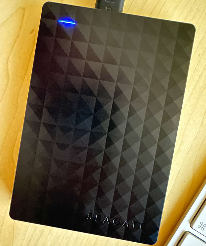 Seagate Expansion 1TB 2.5` Portable Hard Drive