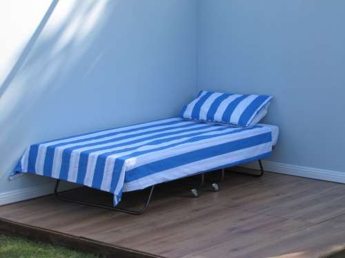Zuri Fold Up Roll Away Bed