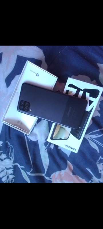 Samsung a12