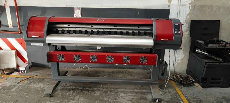 Titan Jet 1626-R Digital Solvent 1.6m Wide Format Printer