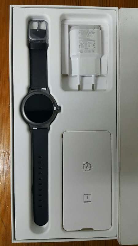 LG Style smart watch