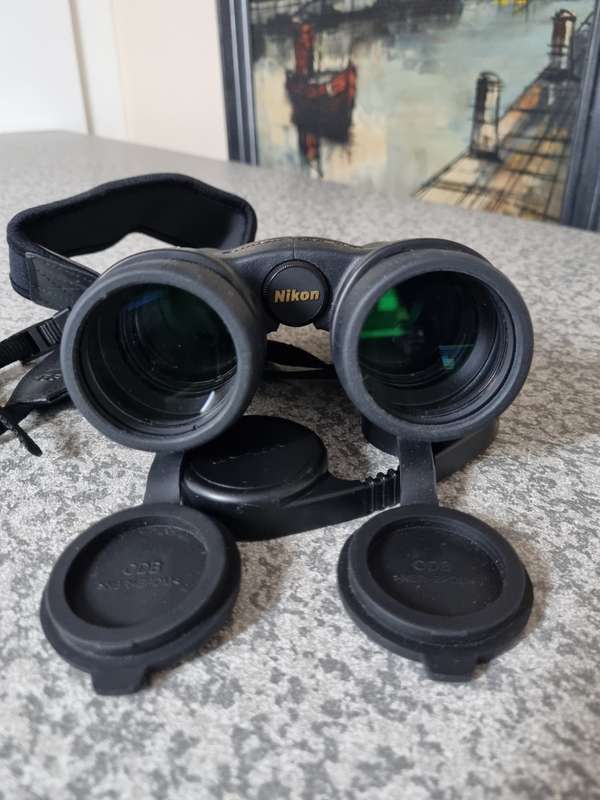 Nikon Monarch 5 8x42 Binoculars