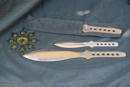 An AWESOME set of throwing knives!!