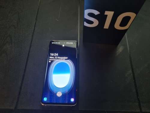 Samsung S10