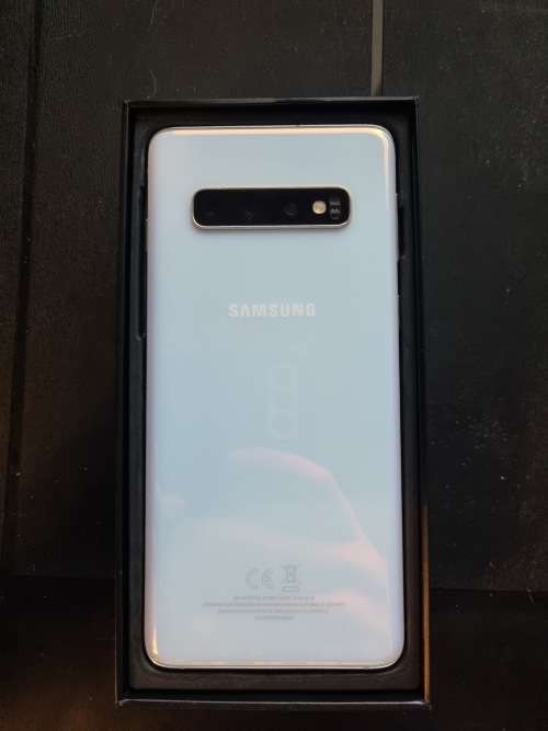 Samsung S10