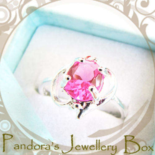 CUTE "925" Stamped CZ Ring - Size 7.5