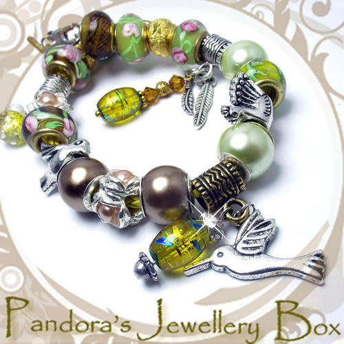 R9 Each - 18x Stunning Combo "Spring" EURO Bead Charms & FREE BRACELET