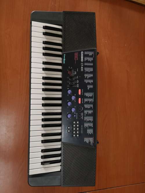 Casio CT 400 classic keyboard electeic