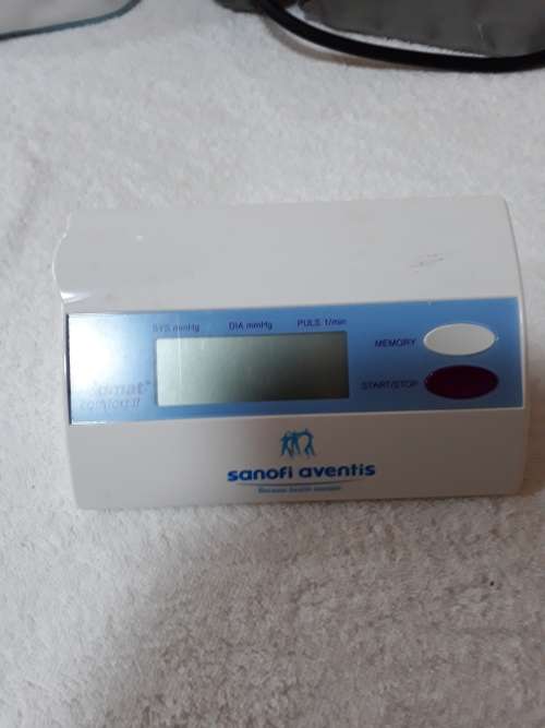 BLOOD PRESSURE MACHINE