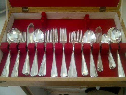 SHEFFIELD ENGLAND CUTLERY SET