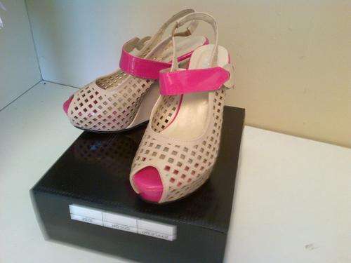 WEDGE SHOES SIZE 4