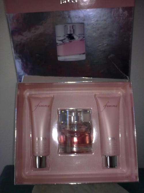 AUTHENTIC LADIES GIFT SET HUGO BOSS