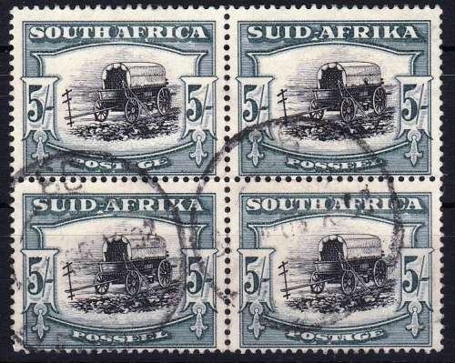 SA UNION - 1947 - HYPENATED  - 5/- USED BLOCK OF 4 - CV = R 1,800.00 - VIEW BELOW - (SAU)