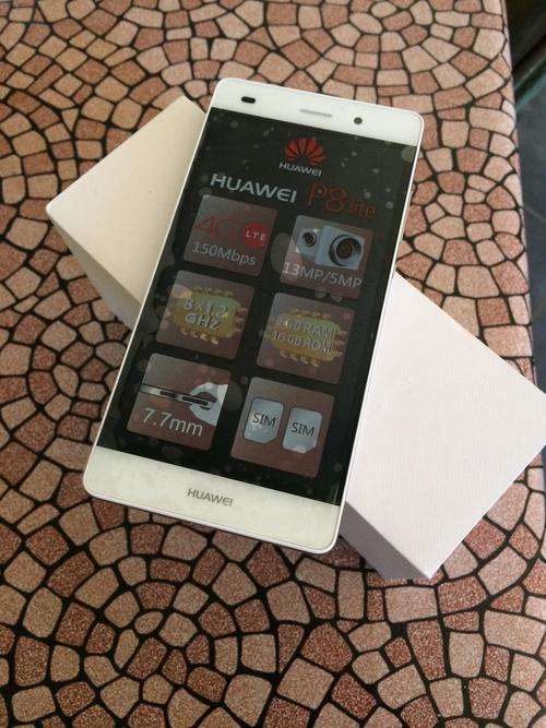 Huawei P8 lite
