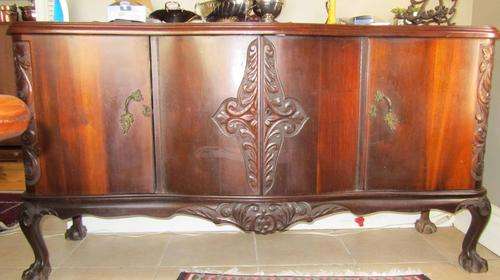Sideboard Imbuia Ball & Claw