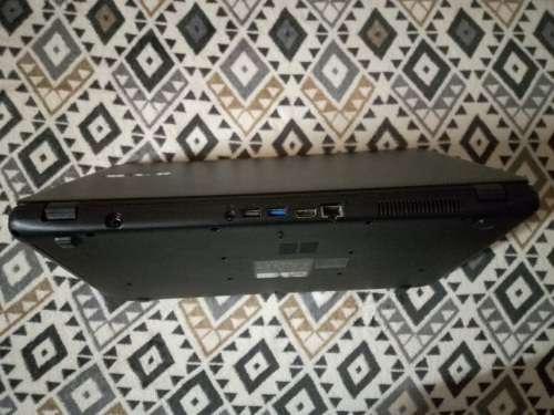 Acer aspire ES1-571, 8Gig Ram for Sale