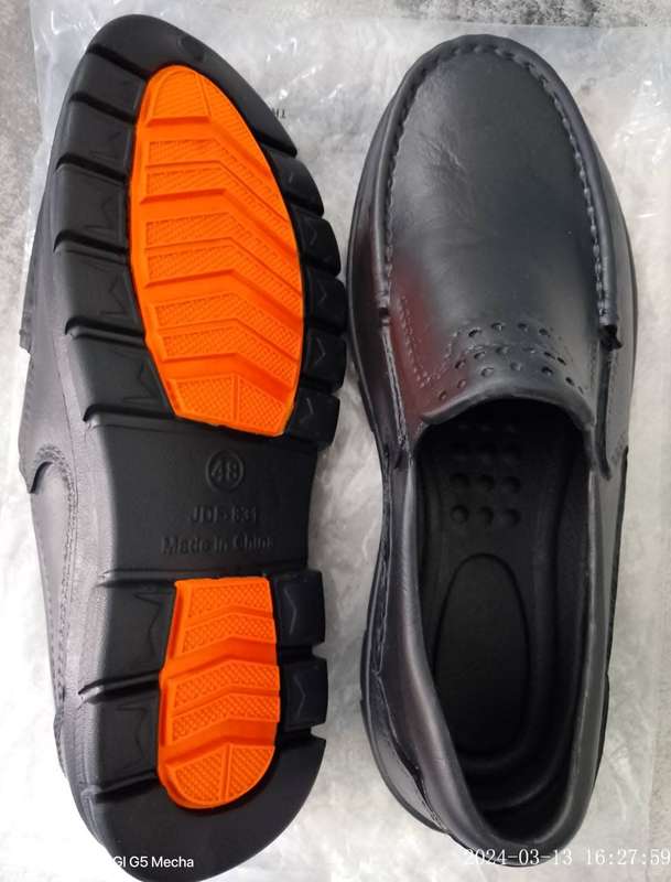 Men`s Solid Slip On Loafer Shoes, Non Slip Waterproof & Oil Proof. (Made of Rubber just like Crocs)