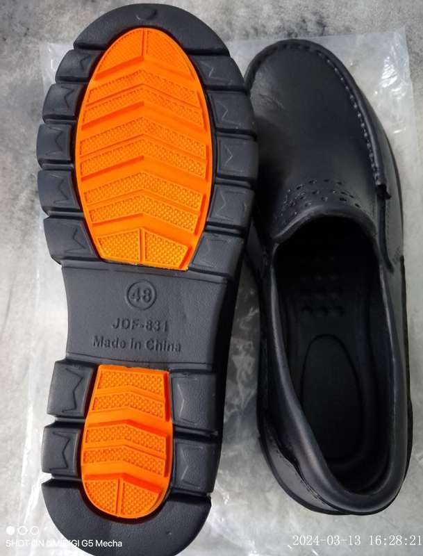 Men`s Solid Slip On Loafer Shoes, Non Slip Waterproof & Oil Proof. (Made of Rubber just like Crocs)