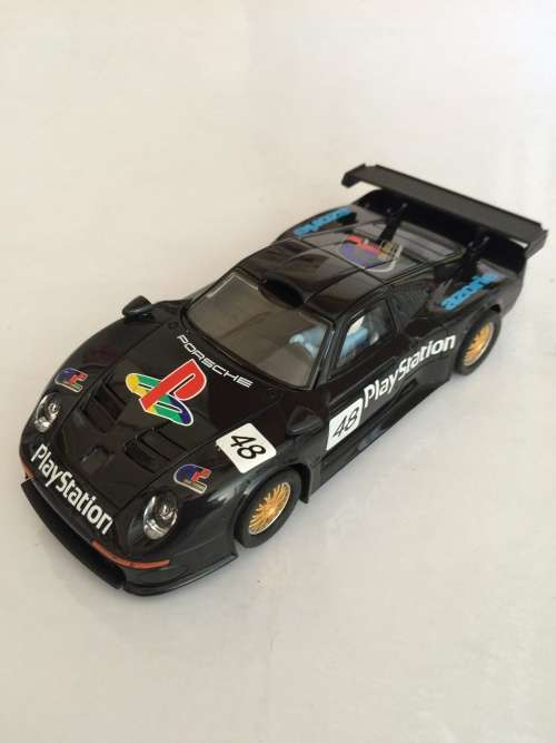 Scalextric Porsche 911 GT1 'Playstation'